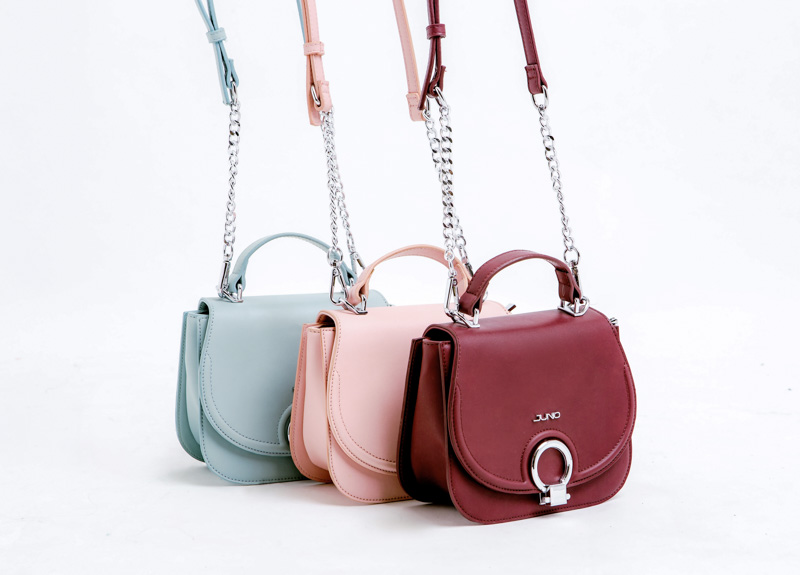 Túi crossbody nắp phối khóa kim loại TXN148