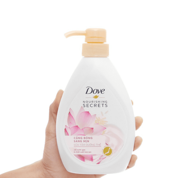 Sữa tắm trắng da Dove, dưỡng ẩm từ sâu bên trong