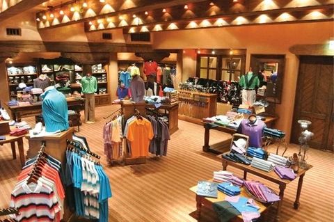 5 cửa hàng bán quần áo chơi golf chính hãng tại TPHCM