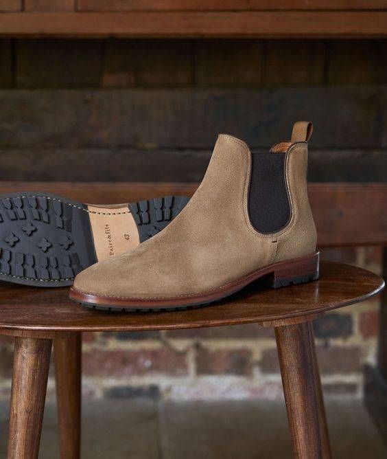 Cách bảo quản và chăm sóc giày boot nữ luôn bền đẹp