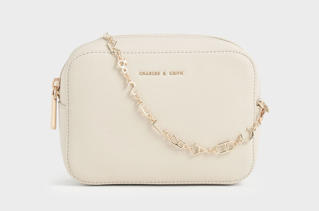 Túi Charles & Keith Chain Link Boxy Clutch In White