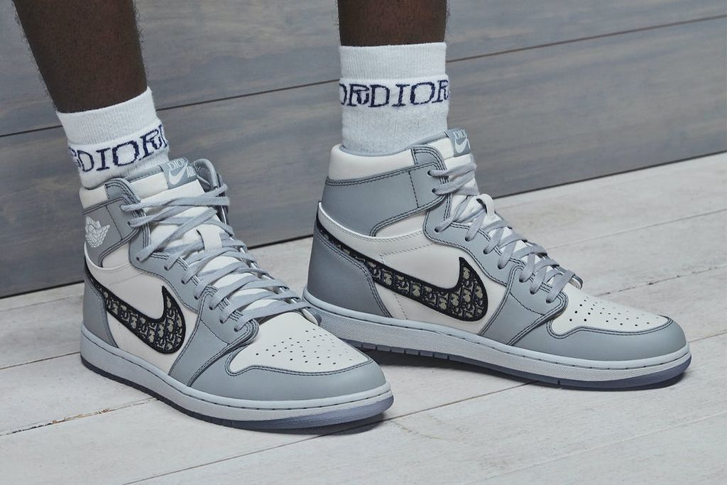 Giải mã sức hút của đôi Air Jordan 1 x Dior (Air Dior)