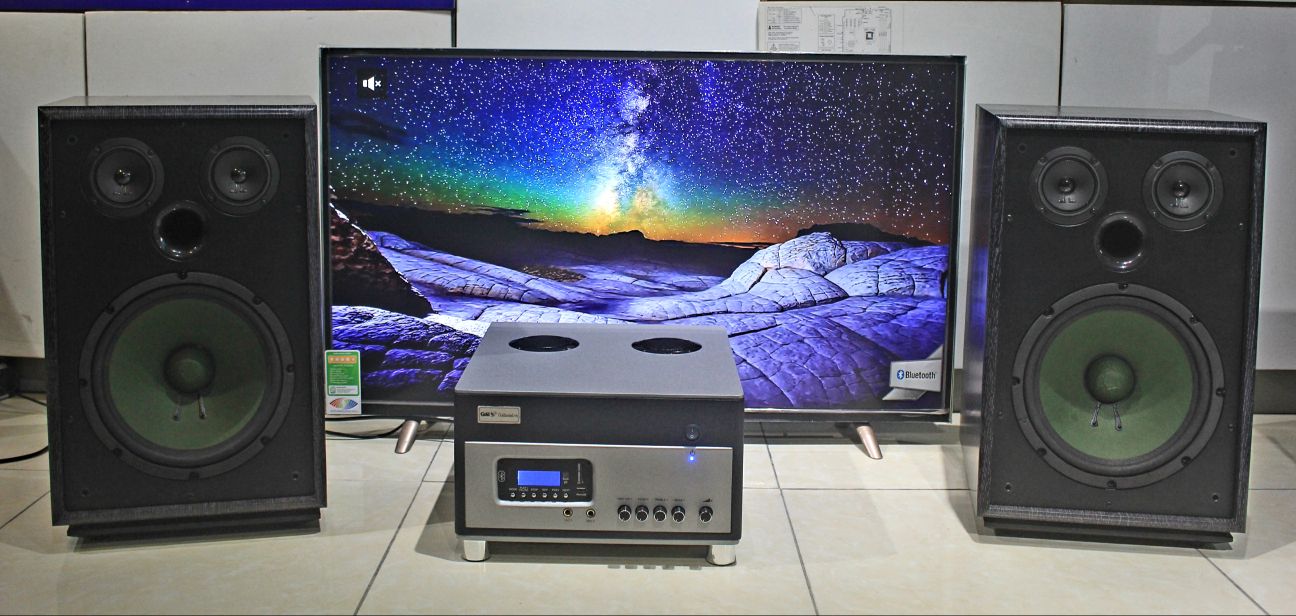 Loa chuyên nghe nhạc sống, giọng thu từ Mic trong trẻo dàn amly A380 + Loa VT V380