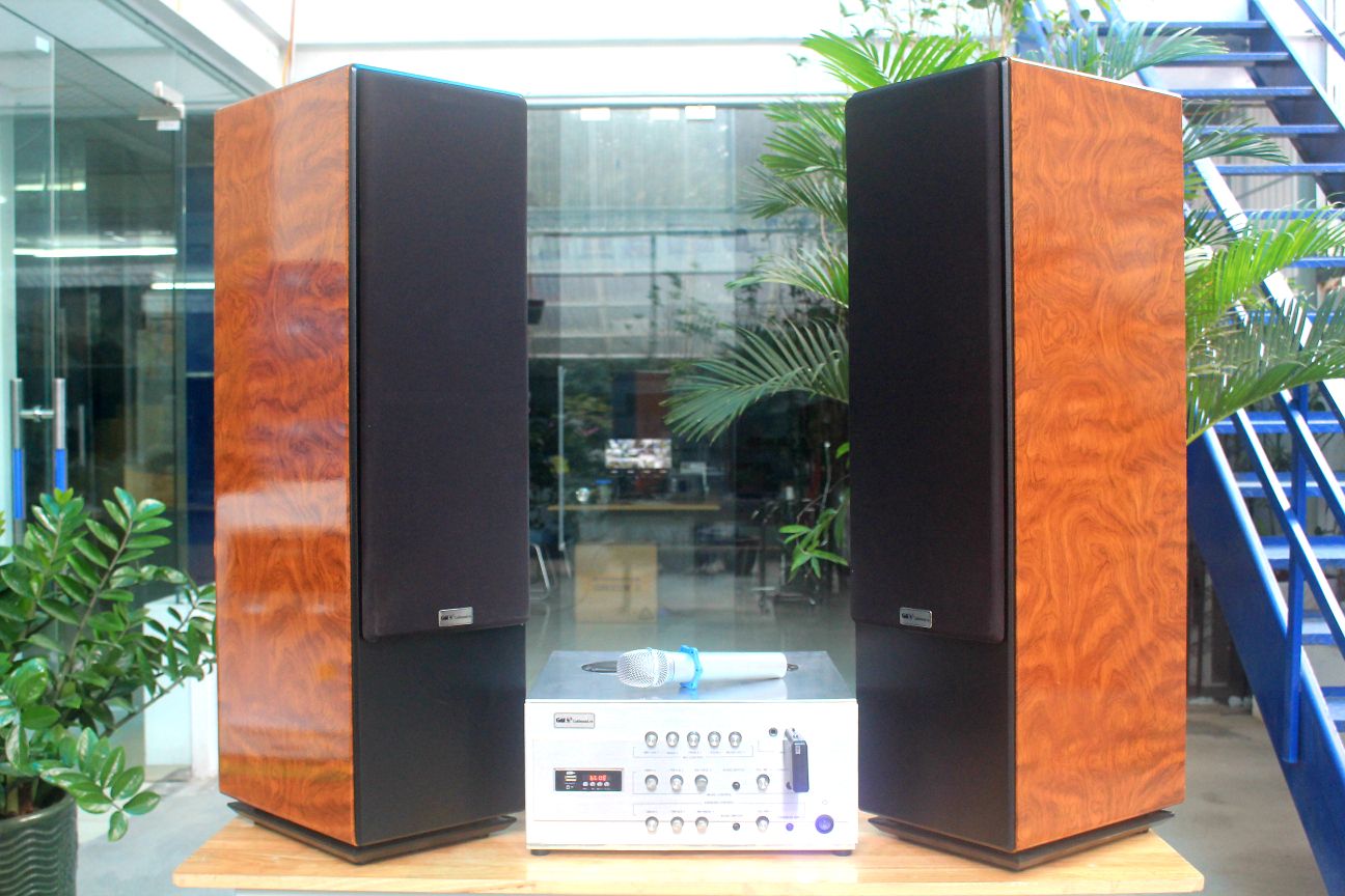 Dàn karaoke gia đình V390 (amly karaoke A1200 + 02 loa cây V390)