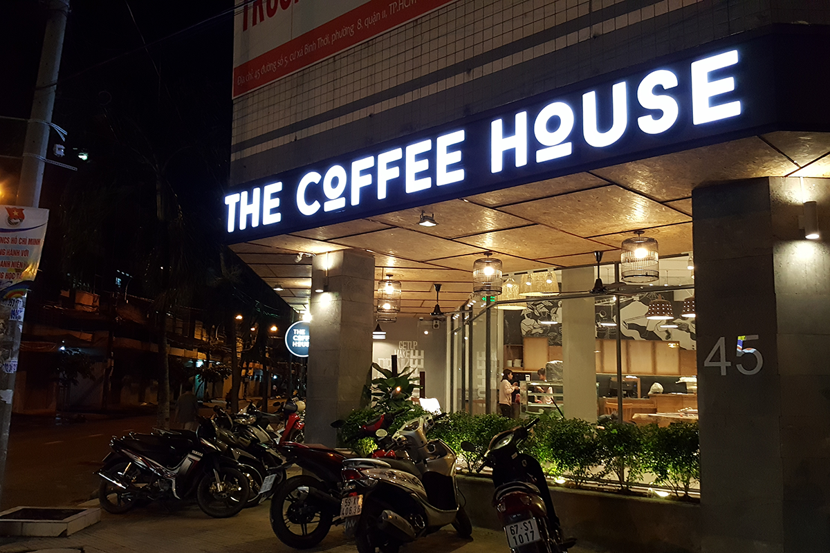 Hệ thống loa Godsound tại The Coffee House 45 đường số 5, cư xá Bình Thới, Quận 11