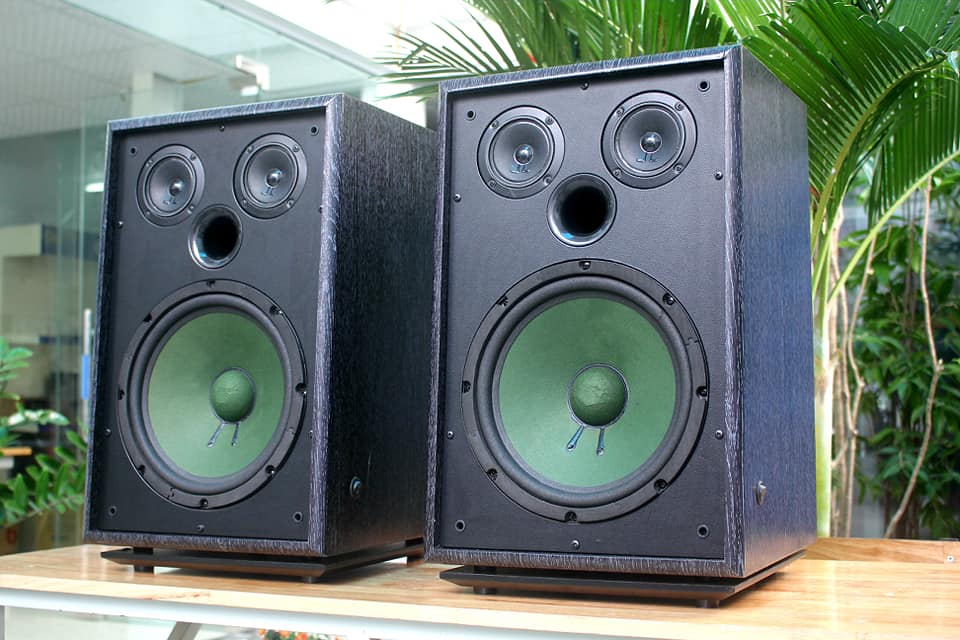 Dàn âm thanh karaoke Amly A380  và 02 loa cây V380 hát karaoke hay như tại quán