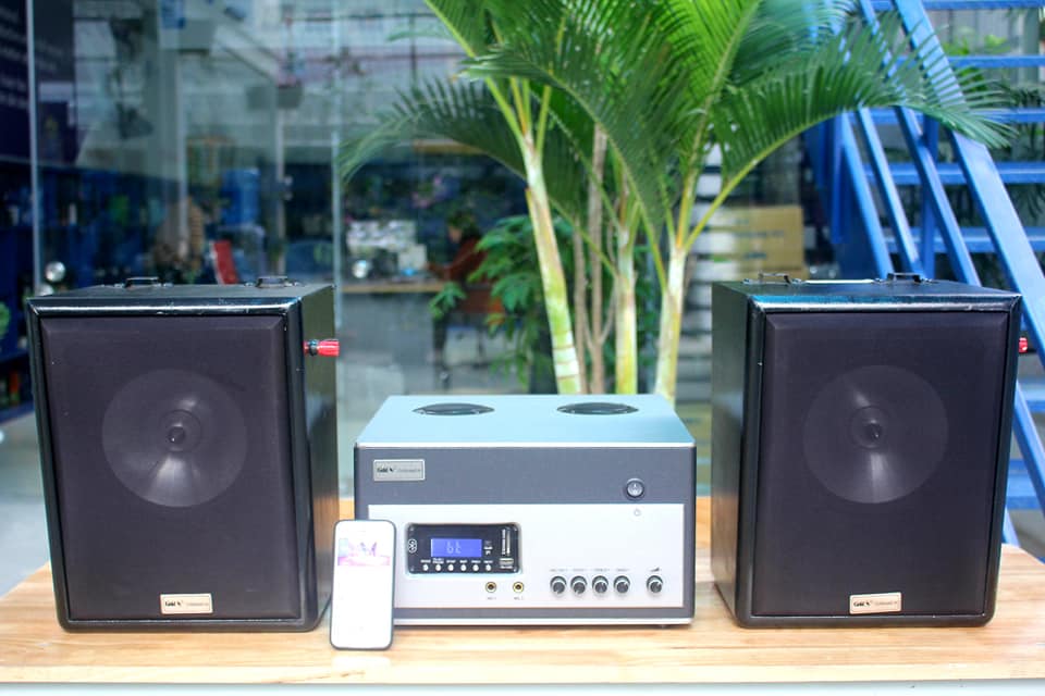 Dàn loa ngoài trời V80 sử dụng chất liệu 100% chống nước cho Cafe vườn, không gian ngoài trời