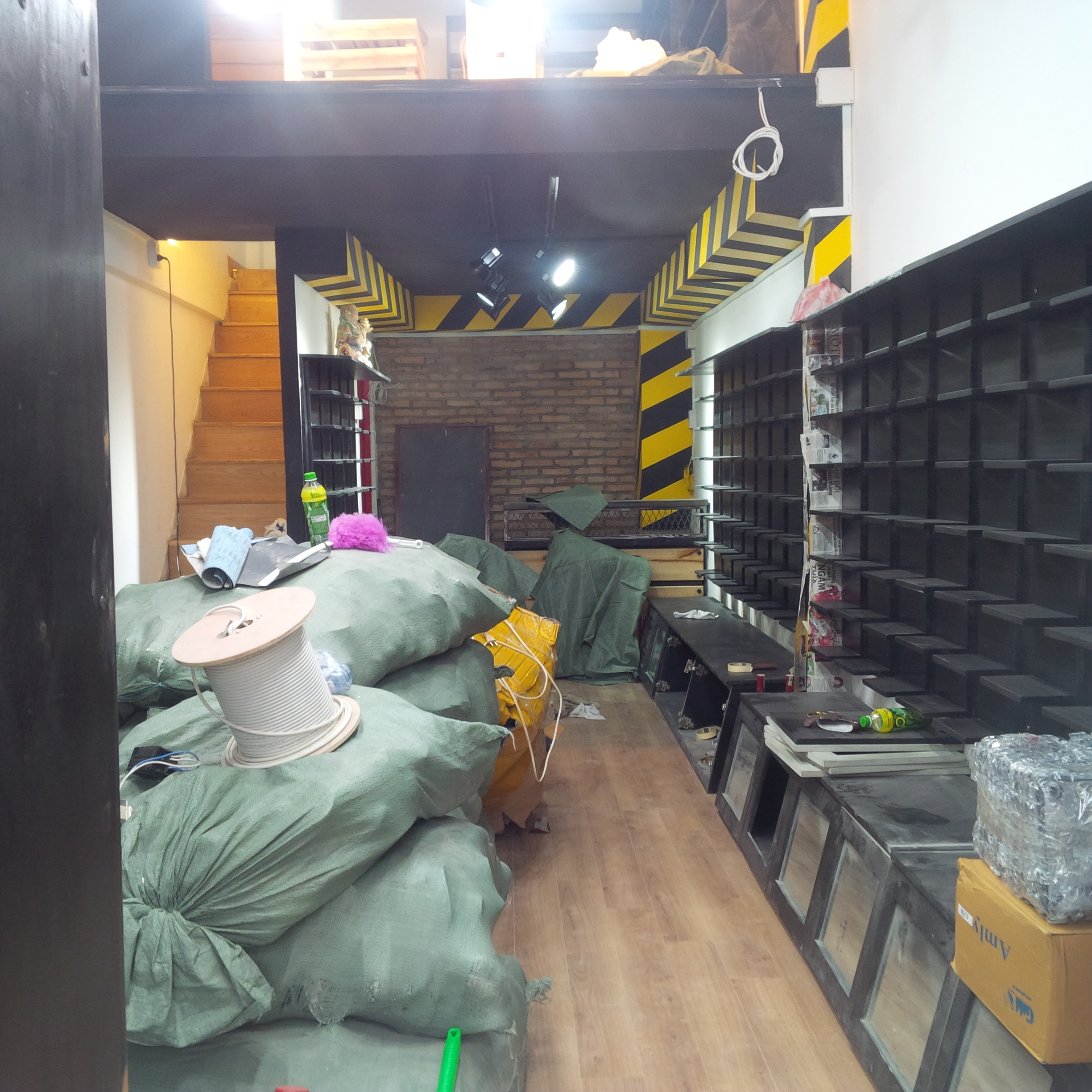 Goldsound với sản phẩm loa đã góp phần tô điểm cho Shop thời trang Quận Tân Bình