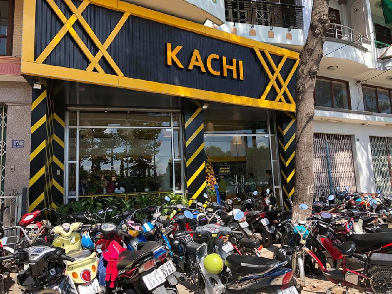 Loa cho quán cà ph Goldsound được lắp đặt tại quán KACHI ở Tân An, Long An