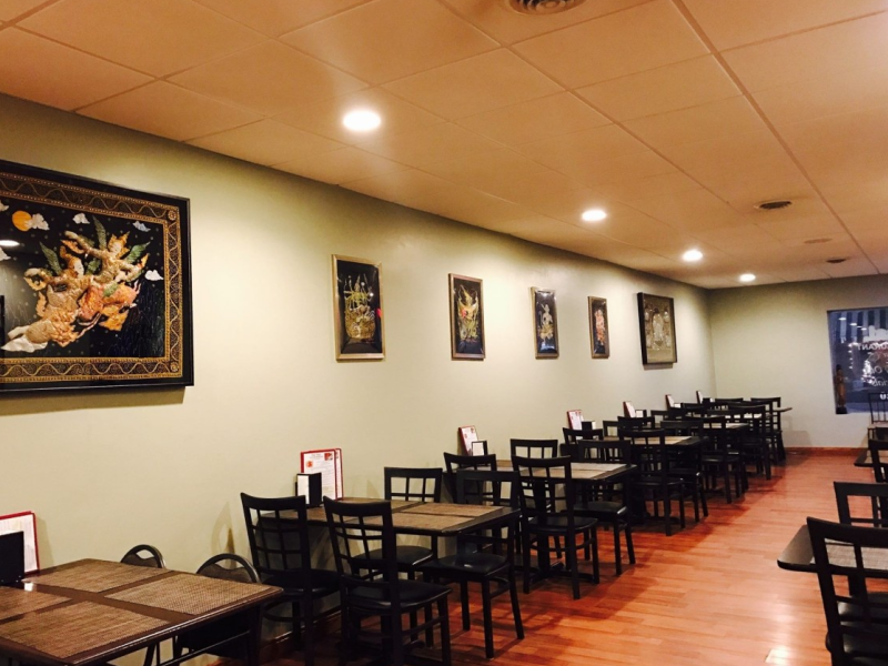 Loa cho nhà hàng của Goldsound lắp đặt tại quán Pad Thai, Quận Bình Thạnh