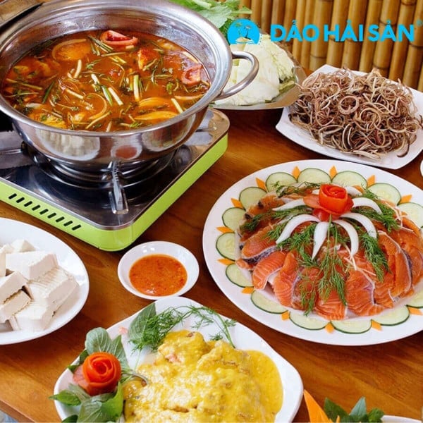 Cách nấu lẩu kim chi thịt bò thơm ngon, hấp dẫn chuẩn vị Hàn Quốc