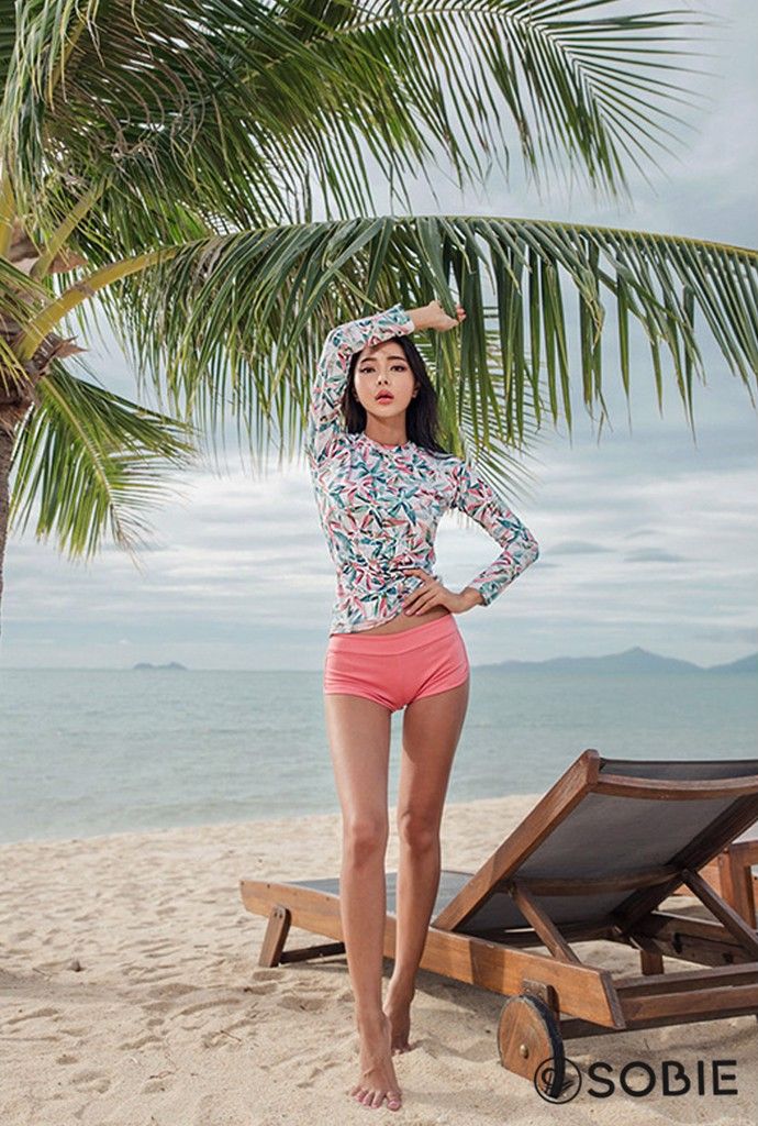 Xu hướng đồ bơi phong cách 'kín mít' mà vẫn siêu sexy