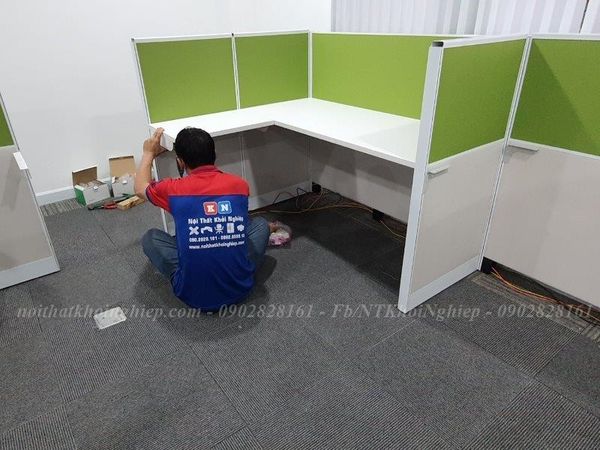 ban lam viec co vach ngan cho KCN