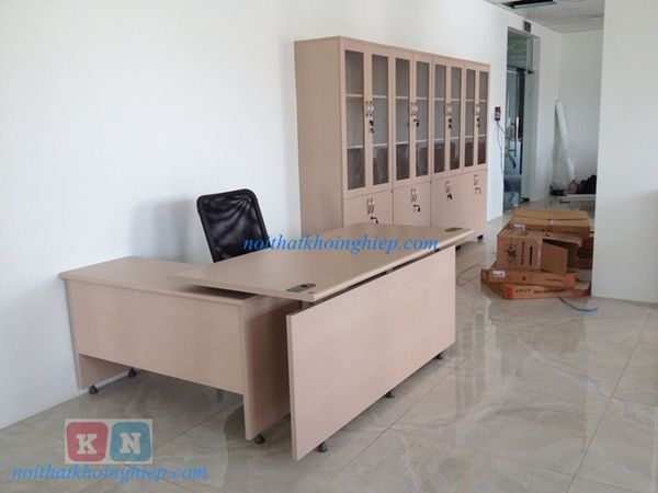 ban lam viec quan ly don gian