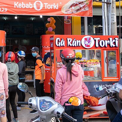 Gà Rán Torki góp phần tăng thêm thu nhập và tận dụng được vị trí có sẵn