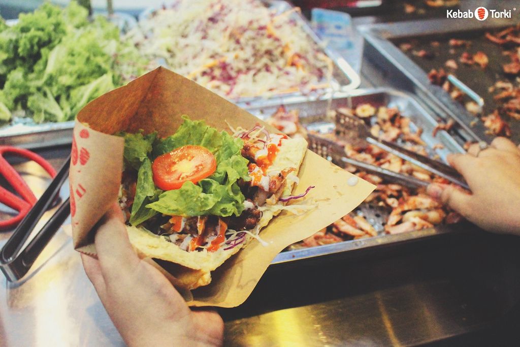 8X khởi nghiệp và câu chuyện thành công với 10 cửa hàng bánh mì Kebab Torki