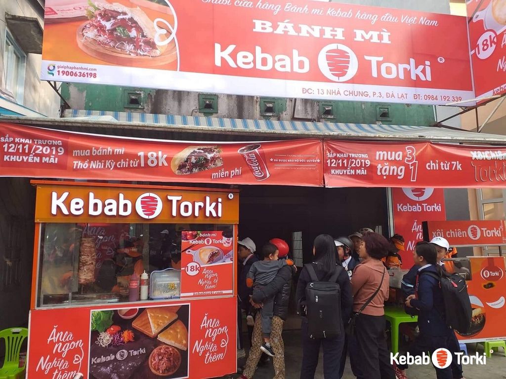 Nước sốt - yếu tố làm nên sự thành công của thương hiệu kebab Torki