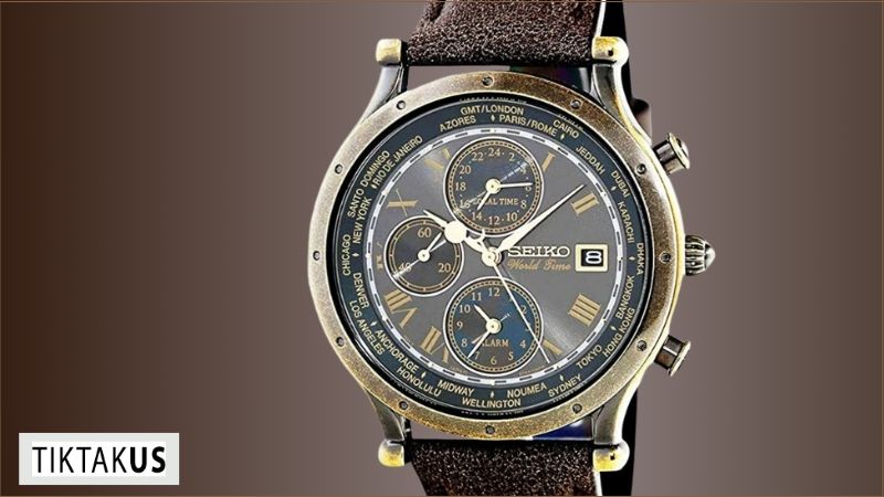 Đồng hồ chronograph, highlight kim giây bấm giờ trung tâm