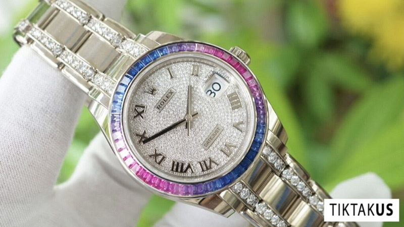 Pearl Master là bộ sưu tập đồng hồ dành riêng cho phái nữ của Rolex
