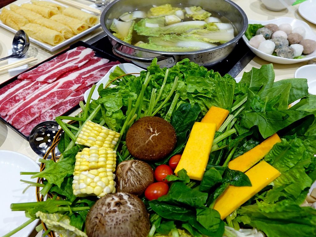 Mách mẹ chọn rau ăn lẩu an toàn