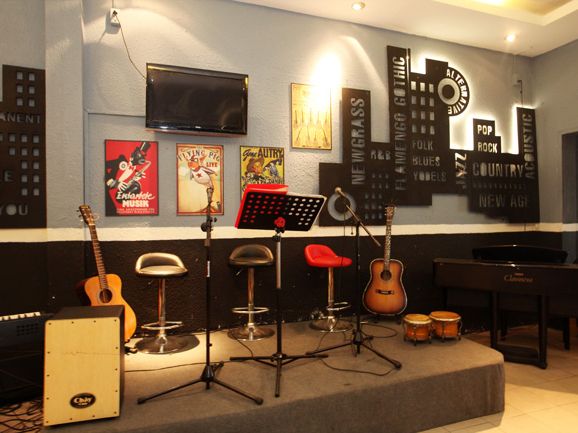 Nghệ thuật kinh doanh quán cafe âm nhạc