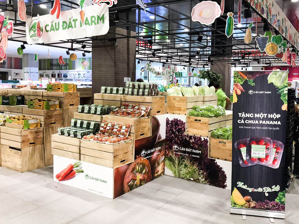 Mua sắm rau củ Cầu Đất Farm tại Lễ Hội Ẩm Thực Tươi Sống 2017