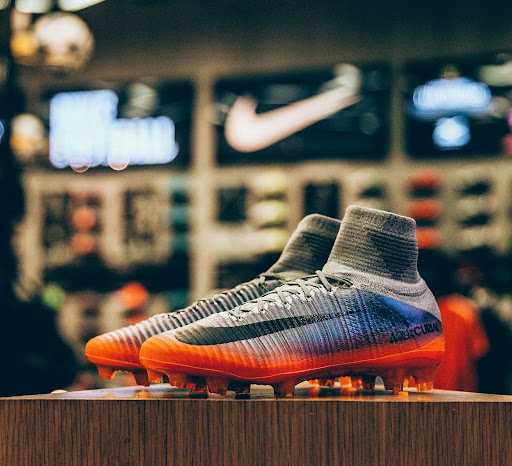 Giày đá bóng Nike Mercurial Superfly CR7 Chapter 4: ‘Forged For Greatness’ –  tháng 4/2017