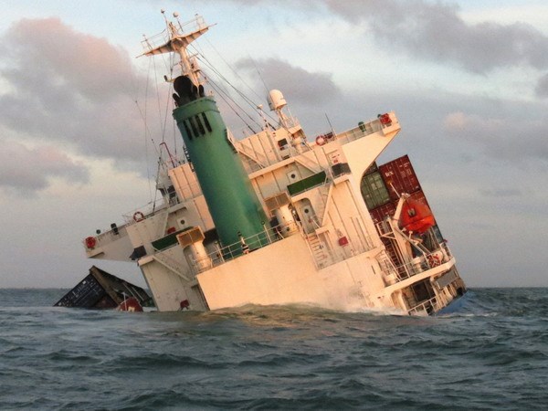 Ly kỳ chuyện một tính năng điện thoại cứu sống 3 ngư dân bị tai nạn chìm tàu