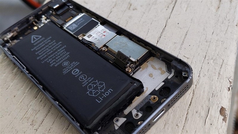 iPhone gặp phải tình trạng pin bảo trì, làm thế nào để khắc phục? hình ảnh 2