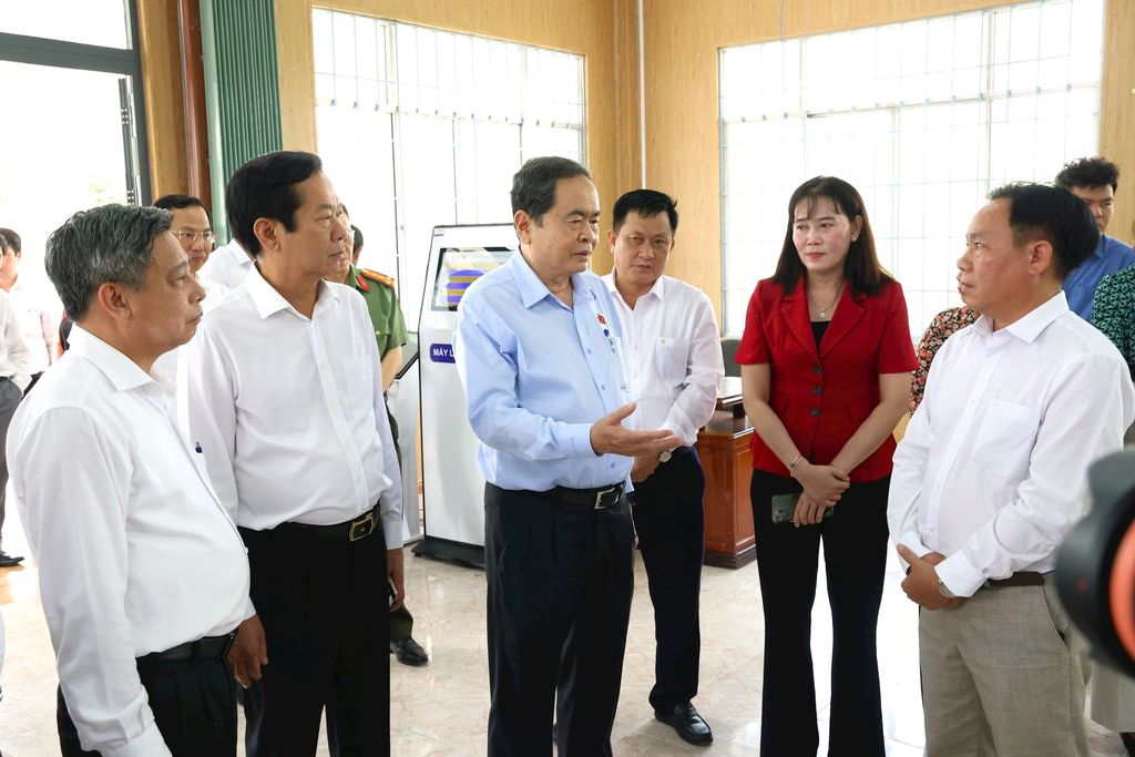 Kiosk lấy số GoodM – Hạ tầng công nghệ trọng điểm tại xã Vị Thủy