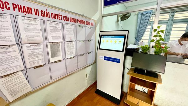 Kiosk tiếp đón người dân – Giải pháp hiện đại cho hành chính công