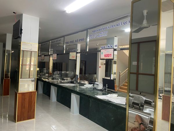 Kiosk Lấy Số Thứ Tự Hành Chính Công