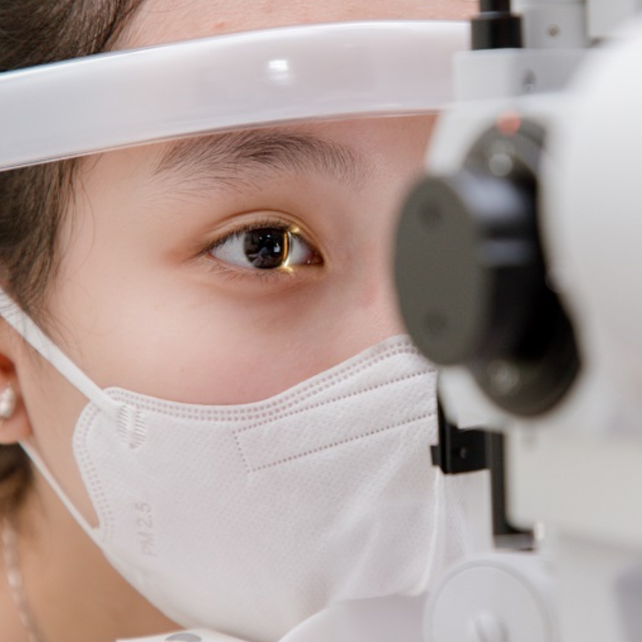 KÍNH ÁP TRÒNG Y TẾ LÀ GÌ? CÔNG DỤNG CỦA LENS Y TẾ LÀ GÌ?