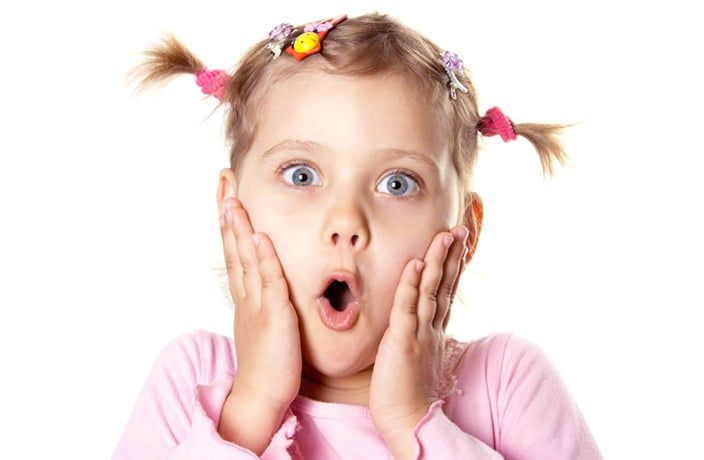 Kính áp tròng và 17 thắc mắc bạn không thể bỏ qua