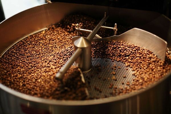 TẠI SAO CÀ PHÊ CÓ VỊ CHUA?