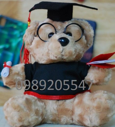 Gấu bông tốt nghiệp Đại học FPT