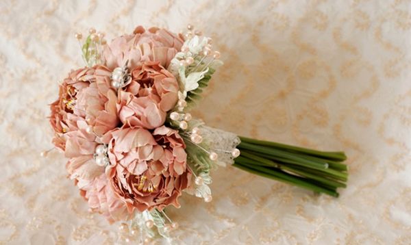 hoa cưới bằng vải