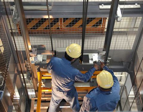 Thang máy an toàn với các bước bảo trì thang máy