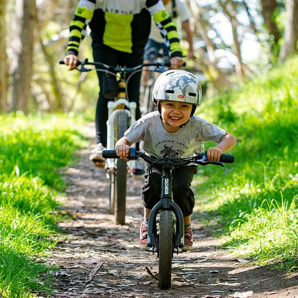 Ảnh thực tế Mũ bảo hiểm trẻ em Bell Lil Ripper