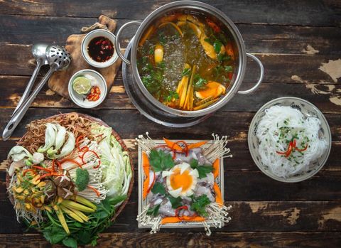 Điểm danh 5 nhà hàng nổi tiếng mắm sống miền tây tại Hà Nội
