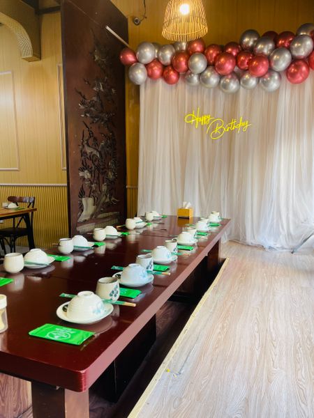 Nhà hàng tiếp khách sang trọng ở Hà Nội