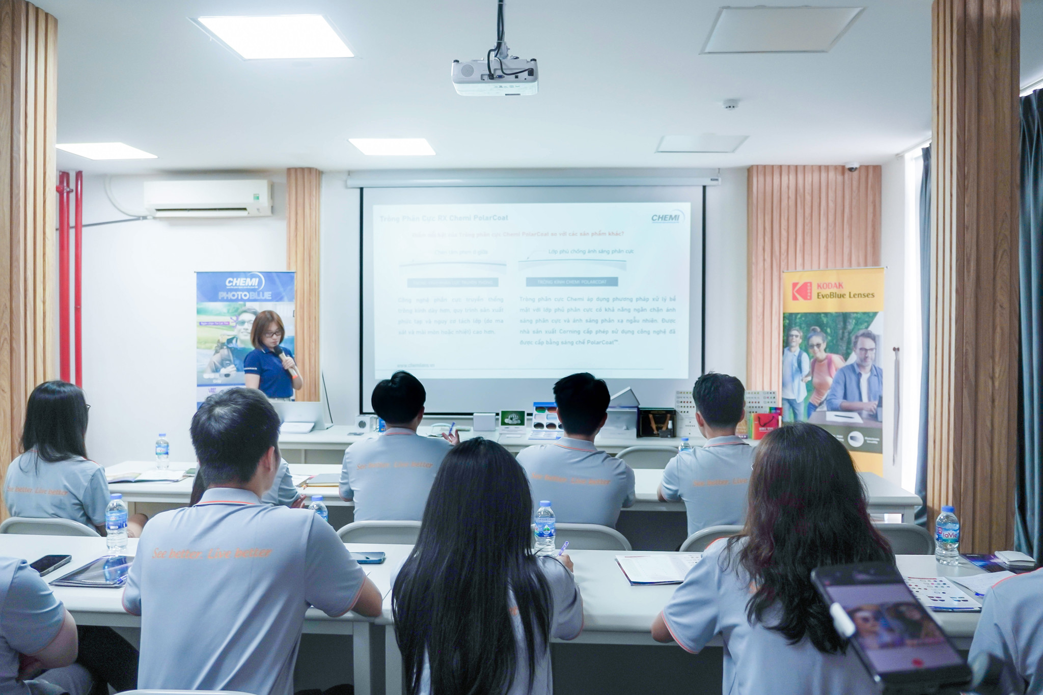 Mắt Kính Shady Tham Gia Sự Kiện Training Thương Hiệu Chemi - Củng Cố Vị Thế Đối Tác Tròng Kính Hàng Đầu