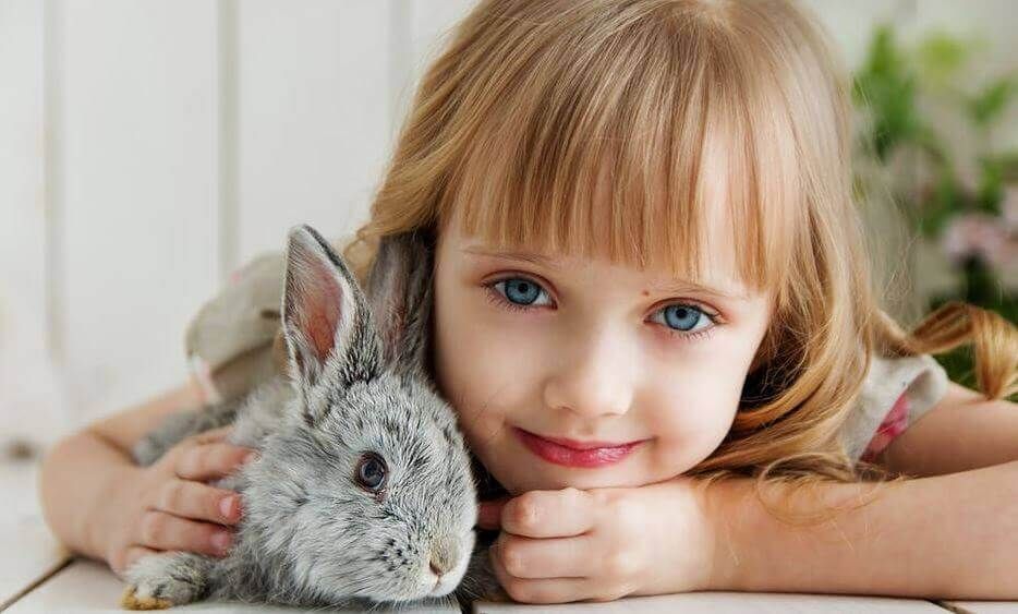 6 cách dạy tưởng đúng nhưng hóa sai sẽ làm hỏng tương lai bé gái