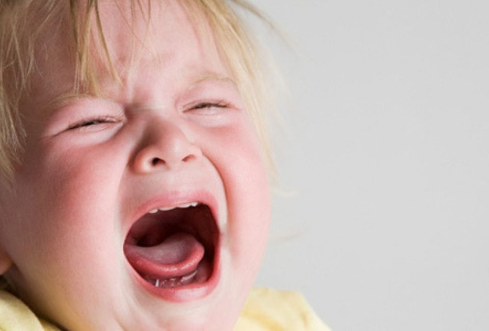 Bật mí 8 bí kíp điều trị cơn ăn vạ của bé