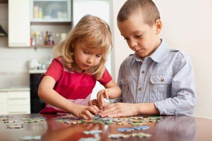 9 LỢI ÍCH KHI TRẺ CHƠI XẾP HÌNH PUZZLE