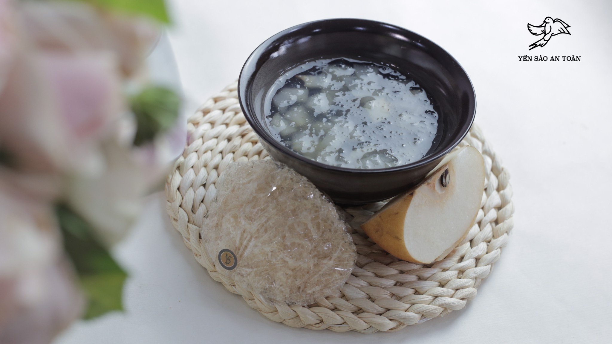 Những món ăn được làm từ tổ yến