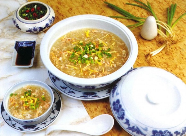Cách nấu món súp tổ yến sào thịt gà xé