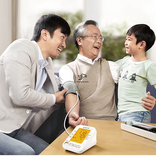Người cao huyết áp ăn yến được không
