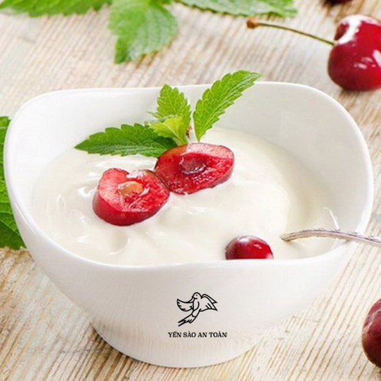 Cách làm sữa chua yến sào sánh mịn, tuyệt ngon