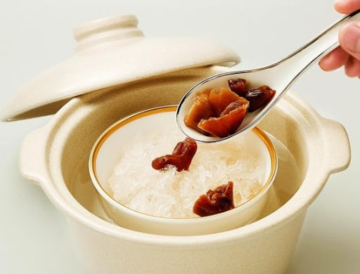 Vì sao khi sử dụng yến sào chỉ nên đun canh thủy?